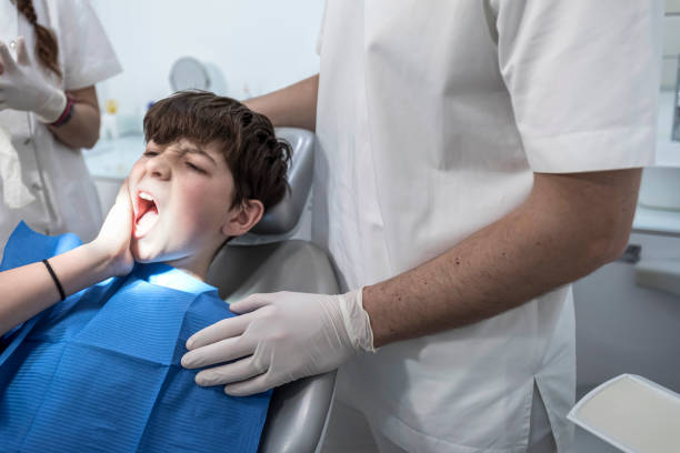 Best Broken or Cracked Tooth Emergency Dentist in Elm Springs, AR